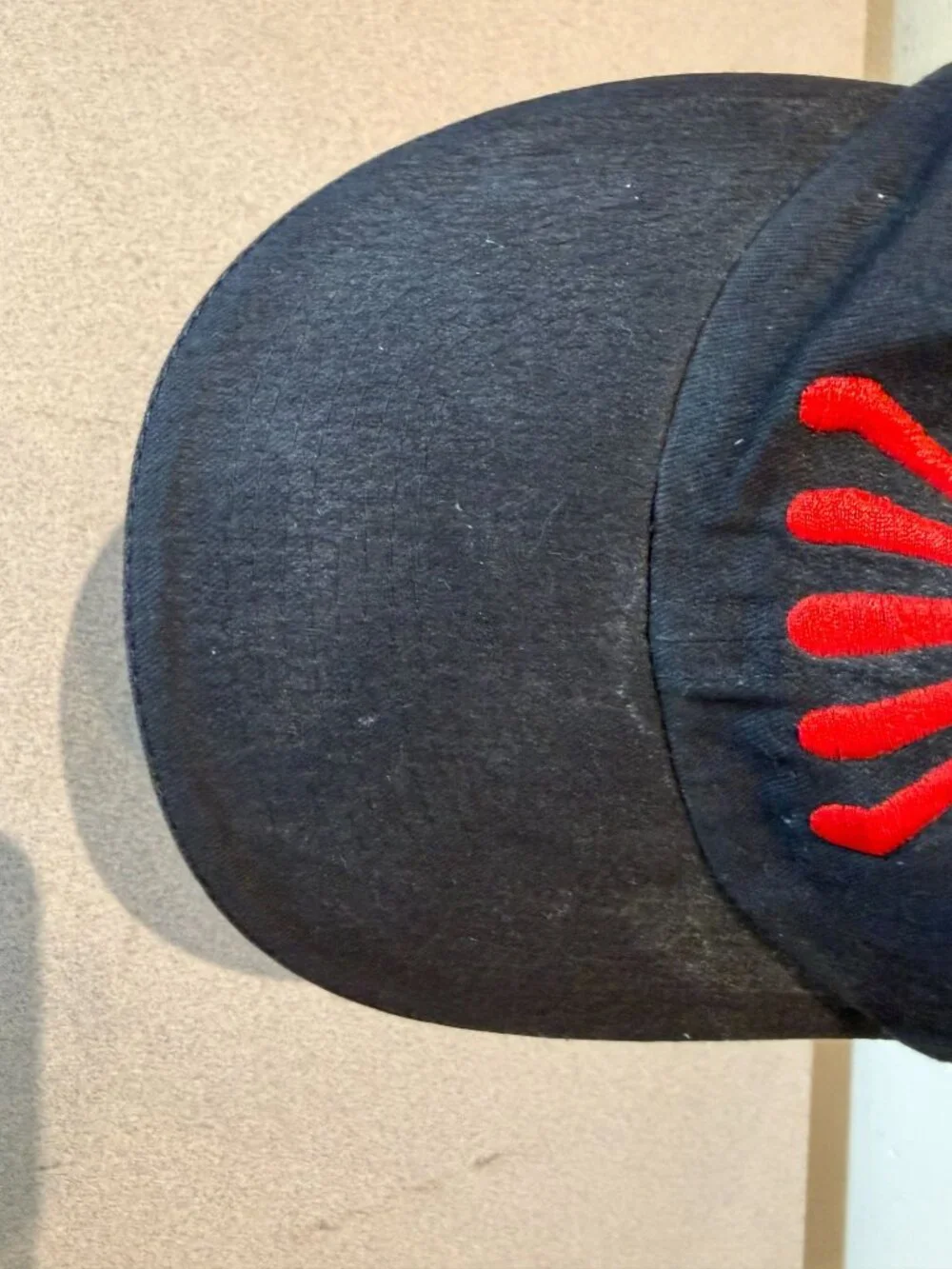 SARATOGA Horse Racing RACETRACK BUGLER BLACK & RED Baseball hat